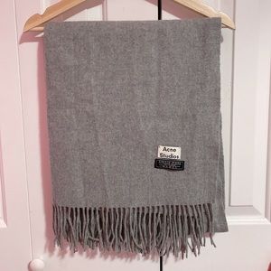 ACNE STUDIO oversize scarf